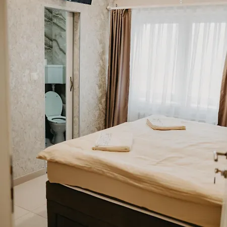 Oda ve Kahvaltı Prenociste Park