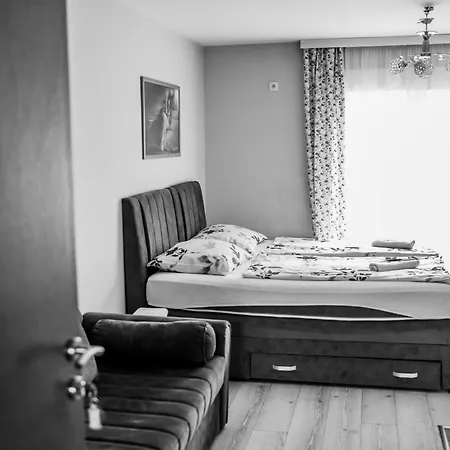 Oda ve Kahvaltı Prenociste Park Modrica