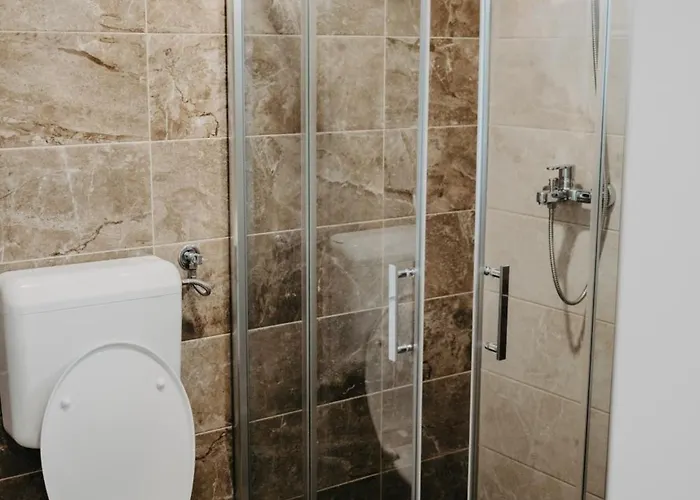 Prenociste Park Bed & Breakfast 4*